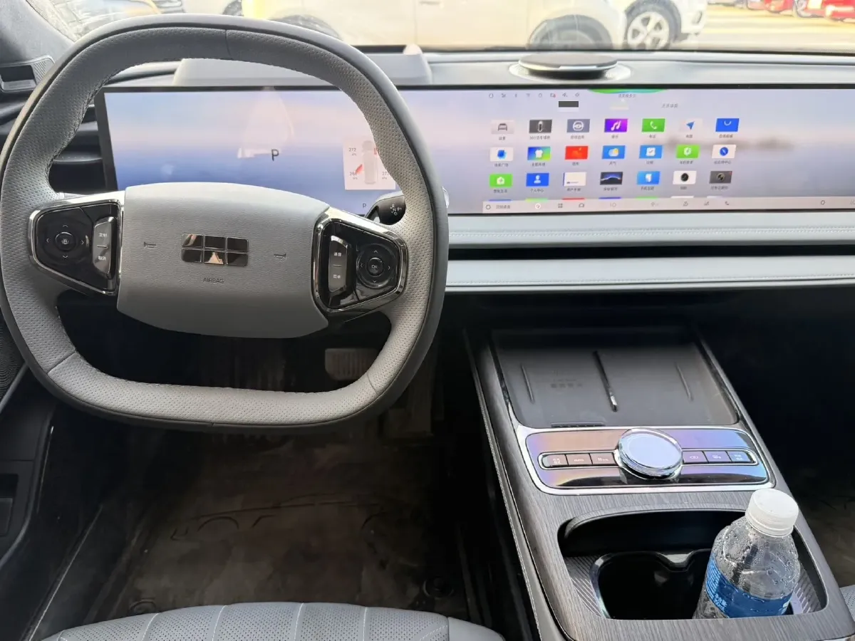 2025 Geely Galaxy E8 BEV 76KWH,autocango,china used car exporter,china ev exporter,chinese used car exporter,chinese used ev exporter