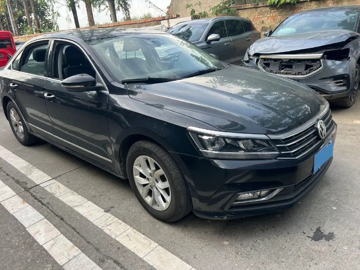 2016 Volkswagen Passat 1.8T 180HP L4 7DCT,autocango,china used car exporter,china ev exporter,chinese used car exporter,chinese used ev exporter