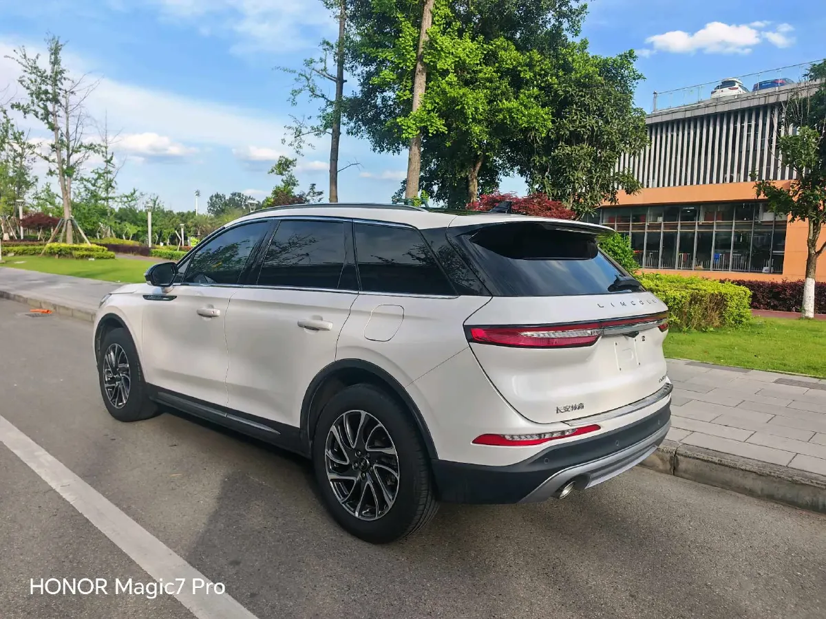 2021 Lincoln Corsair 2.0T 245HP L4 8AT,autocango,china used car exporter,china ev exporter,chinese used car exporter,chinese used ev exporter