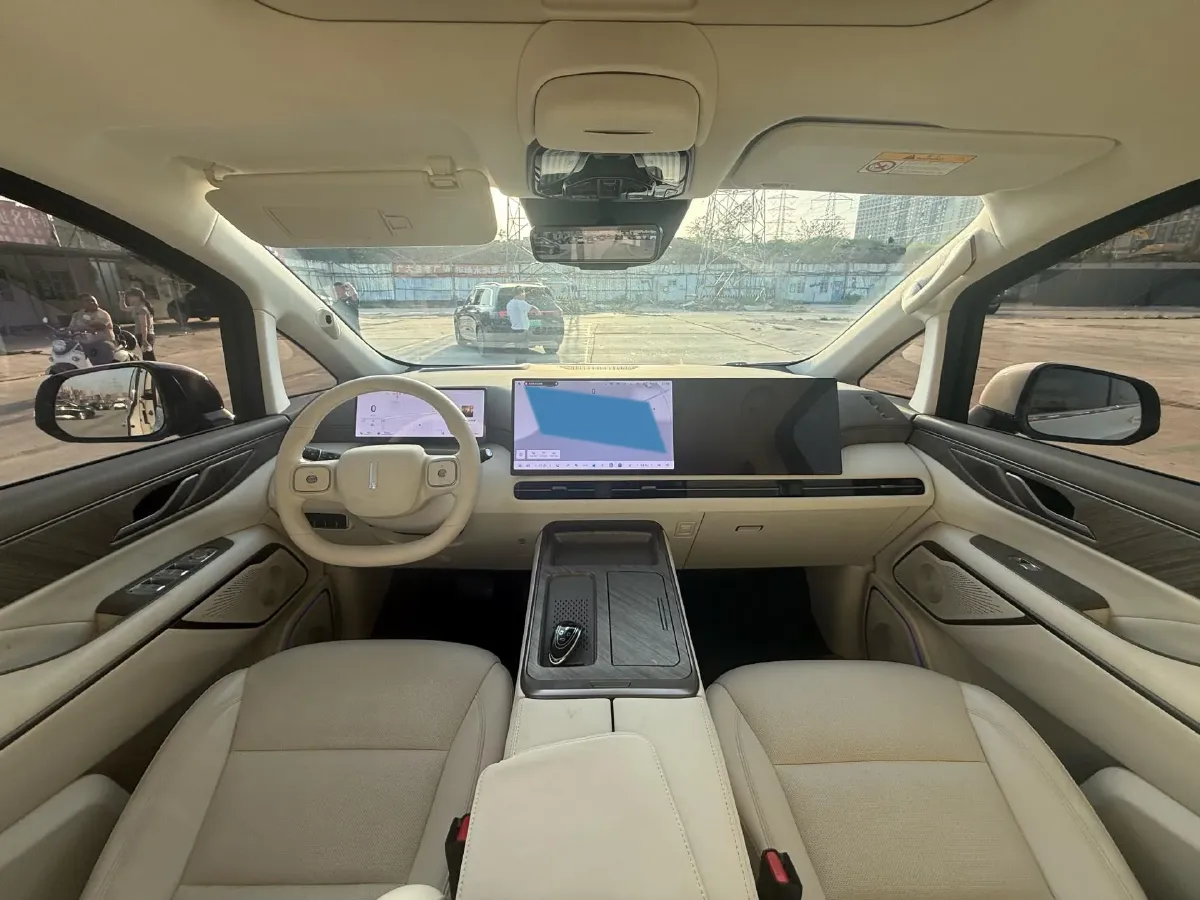 2025 WEY HighMountain 1.5T 170HP L4 4DHT PHEV,autocango,china used car exporter,china ev exporter,chinese used car exporter,chinese used ev exporter