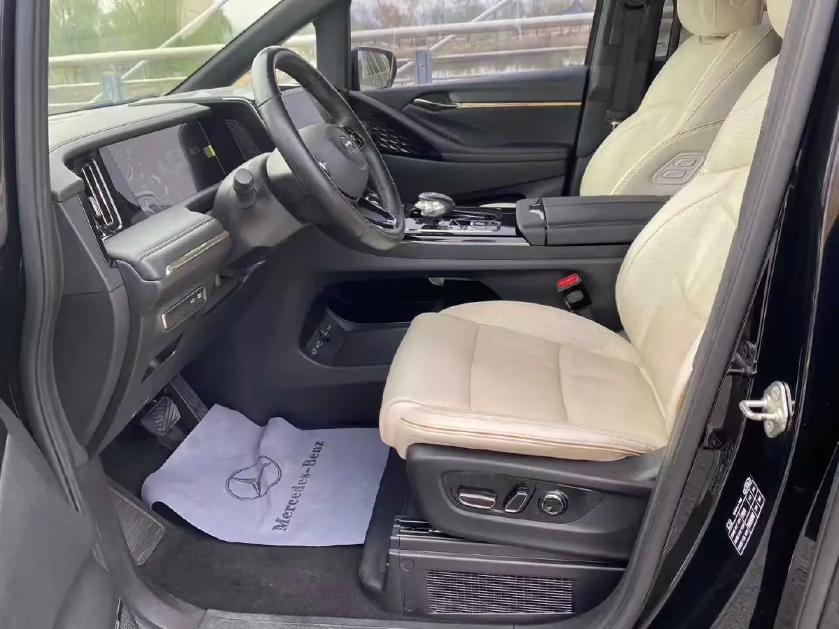 2023 GAC Trumpchi M8 2.0T 252HP L4 8AT,autocango,china used car exporter,china ev exporter,chinese used car exporter,chinese used ev exporter