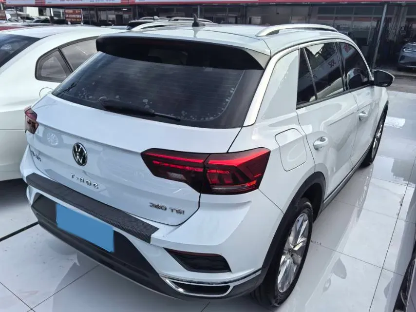2022 Volkswagen T-Roc 1.4T 150HP L4 7DCT,autocango,china used car exporter,china ev exporter,chinese used car exporter,chinese used ev exporter