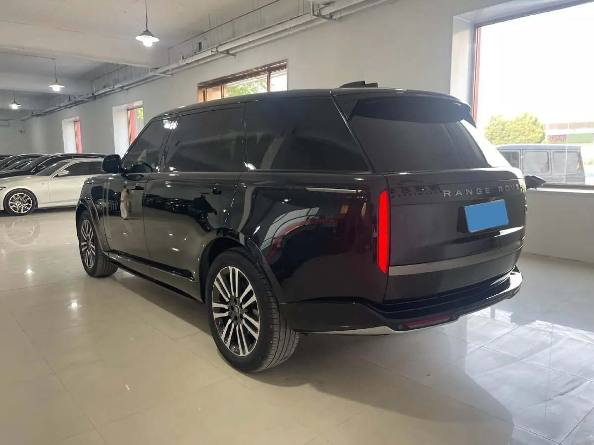 2024 Land Rover Range Rover 3.0T 400HP L6 8AT,autocango,china used car exporter,china ev exporter,chinese used car exporter,chinese used ev exporter