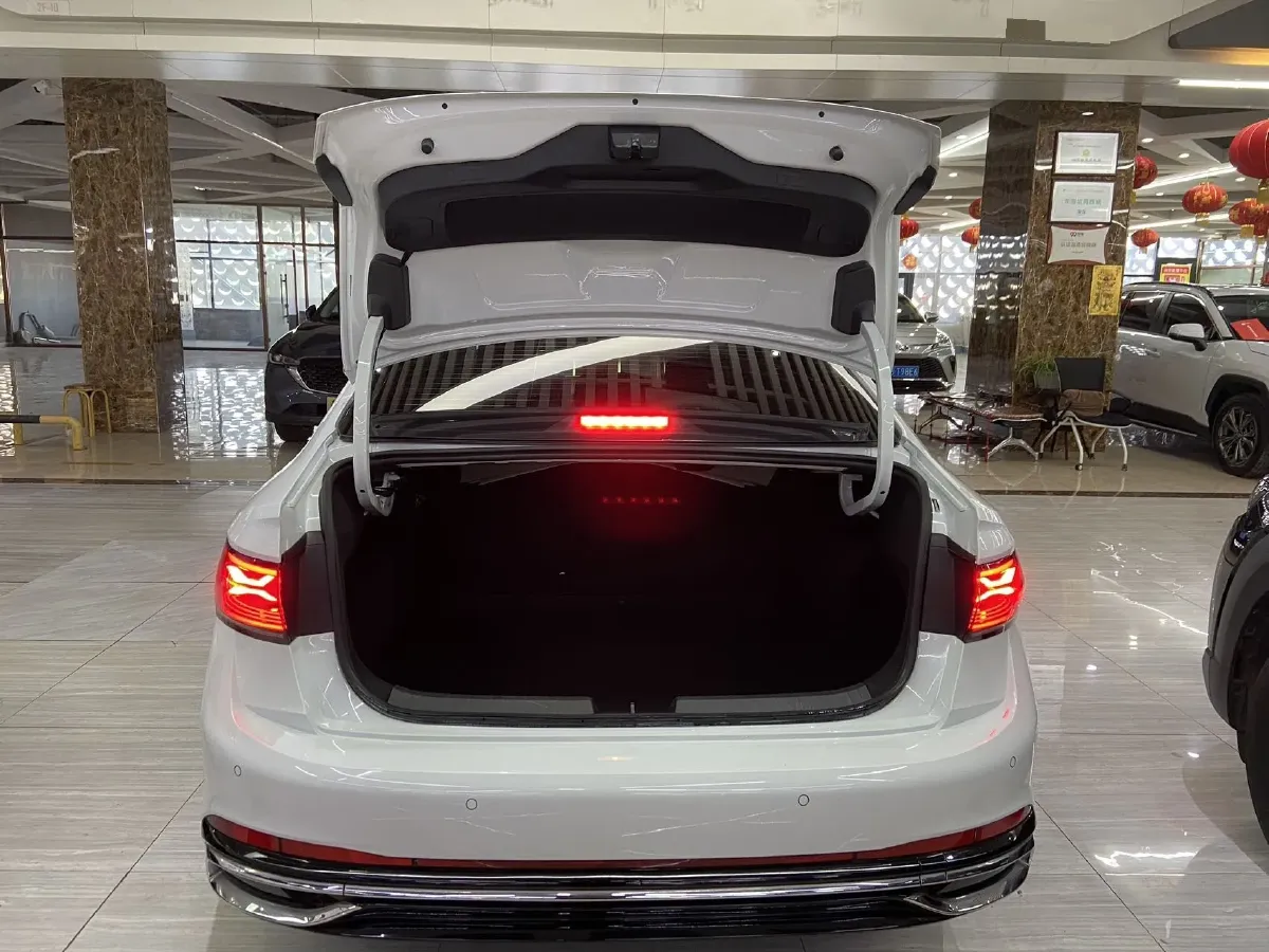 2023 Volkswagen Sagitar 1.4T 150HP L4 7DCT,autocango,china used car exporter,china ev exporter,chinese used car exporter,chinese used ev exporter