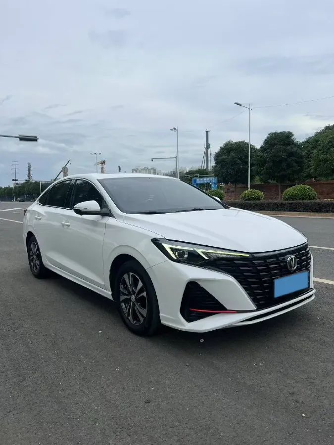 2021 ChangAn Eado 1.4T 160HP L4 7DCT,autocango,china used car exporter,china ev exporter,chinese used car exporter,chinese used ev exporter