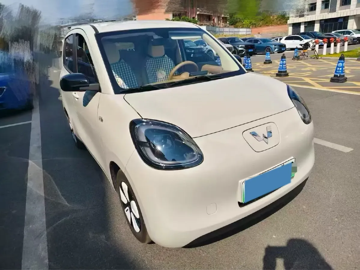 2025 WuLing HongGuang MINI EV BEV 16.2KWH,autocango,china used car exporter,china ev exporter,chinese used car exporter,chinese used ev exporter