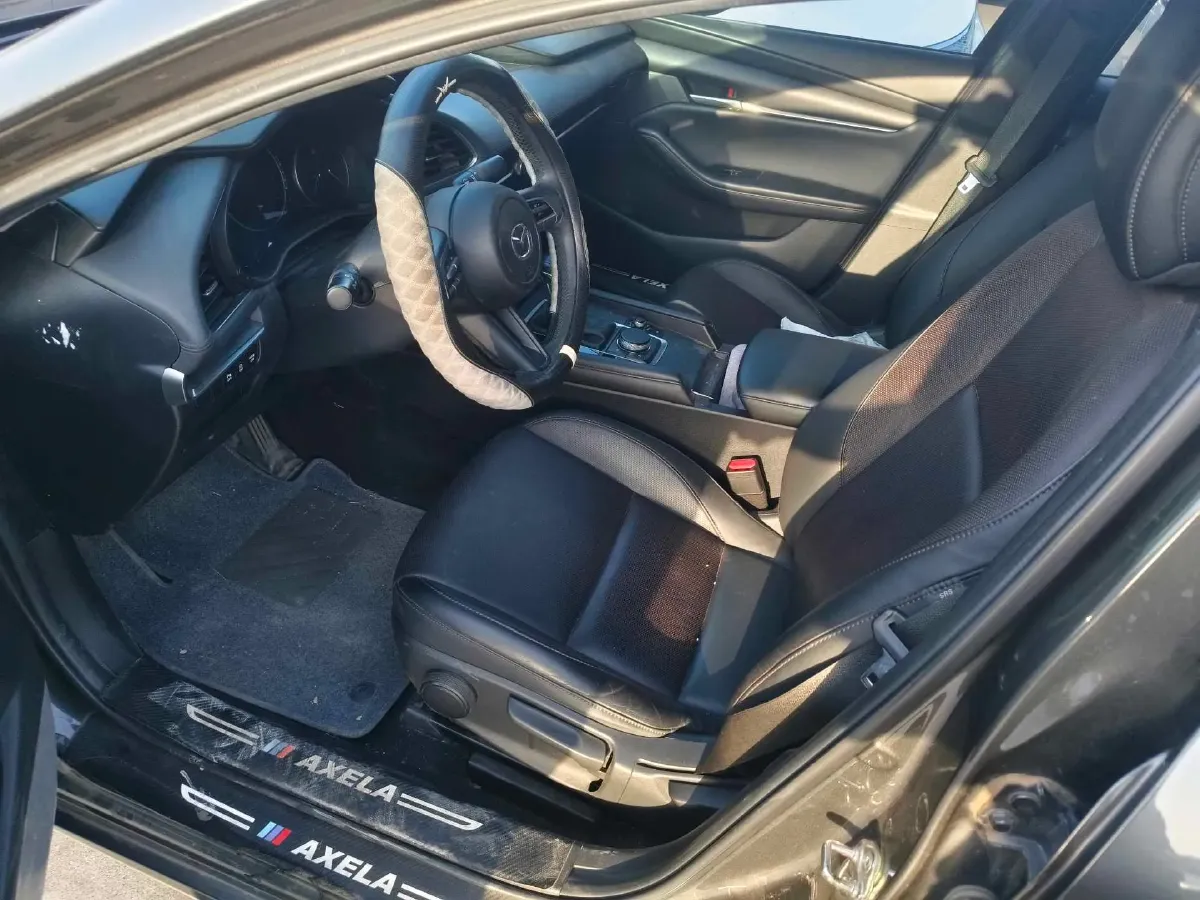 2020 Mazda 3 Axela 1.5L 117HP L4 6AT,autocango,china used car exporter,china ev exporter,chinese used car exporter,chinese used ev exporter