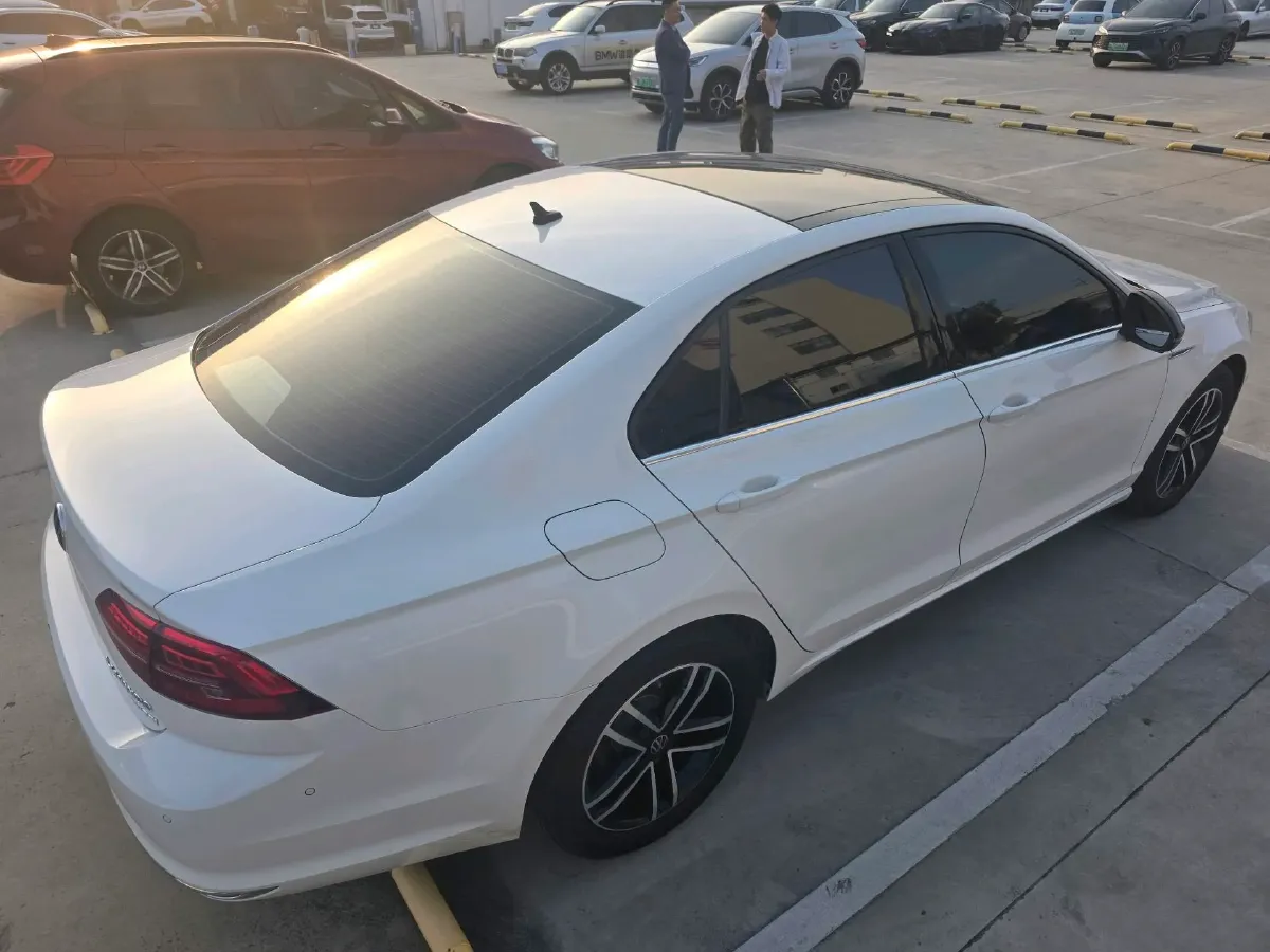 2019 Volkswagen Passat 1.4T 150HP L4 7DCT,autocango,china used car exporter,china ev exporter,chinese used car exporter,chinese used ev exporter