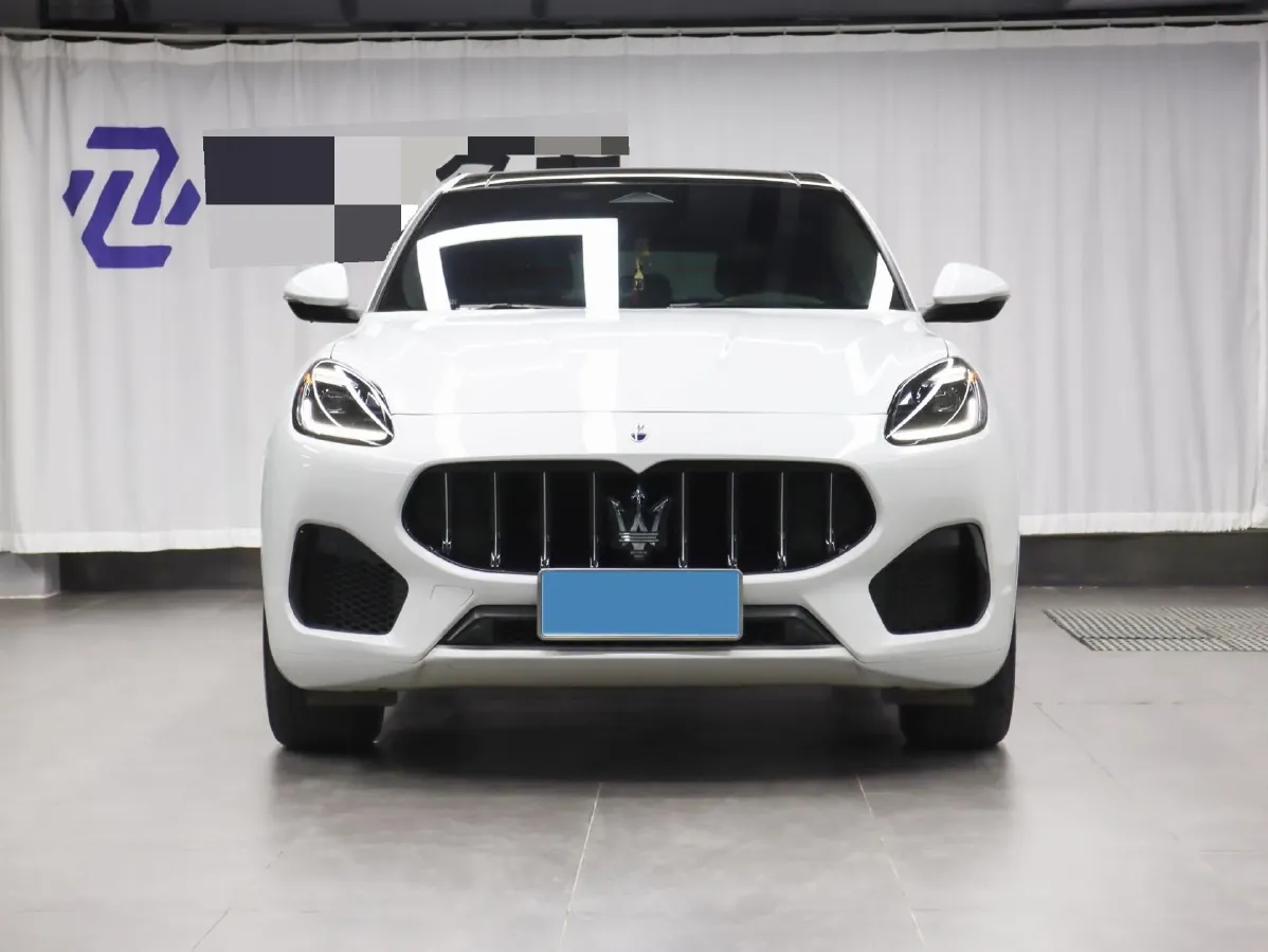2023 Maserati Grecale 2.0T 300HP L4 8AT,autocango,china used car exporter,china ev exporter,chinese used car exporter,chinese used ev exporter