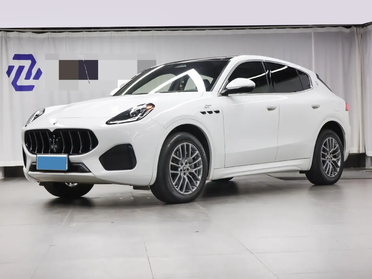 2023 Maserati Grecale 2.0T 300HP L4 8AT,autocango,china used car exporter,china ev exporter,chinese used car exporter,chinese used ev exporter