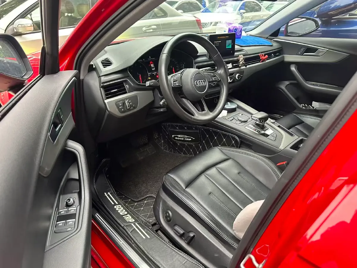 2019 Audi A4L 2.0T 190HP L4 7DCT,autocango,china used car exporter,china ev exporter,chinese used car exporter,chinese used ev exporter