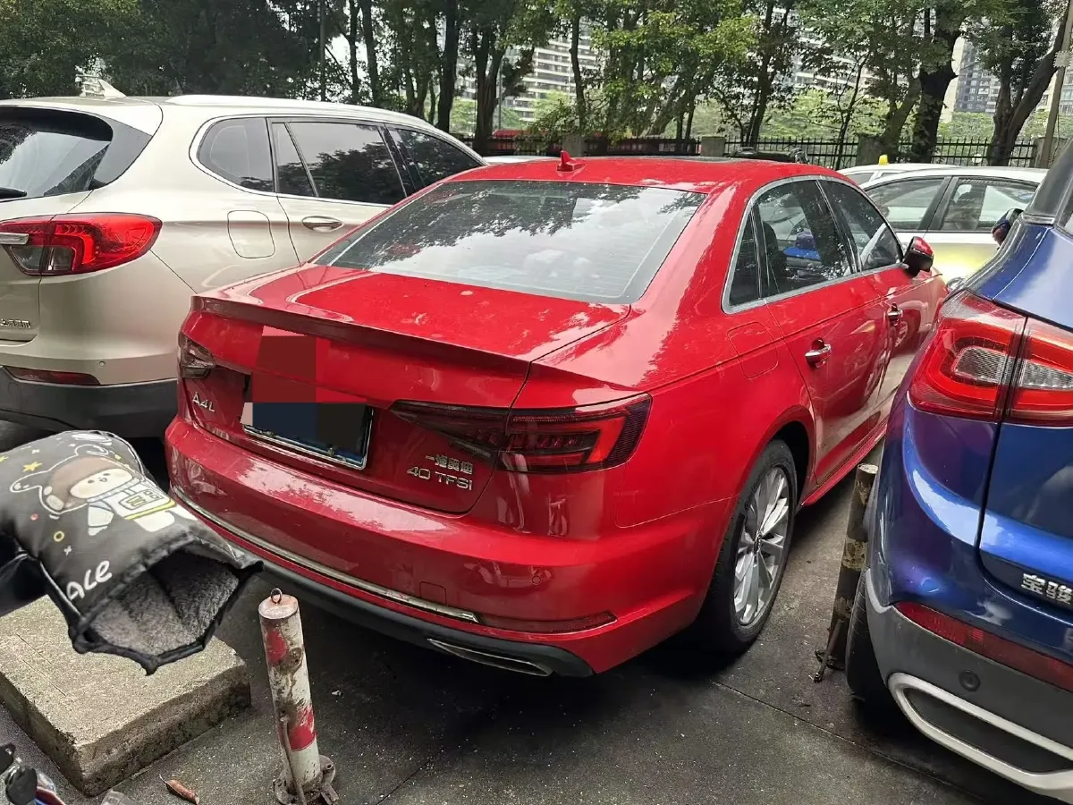 2019 Audi A4L 2.0T 190HP L4 7DCT,autocango,china used car exporter,china ev exporter,chinese used car exporter,chinese used ev exporter