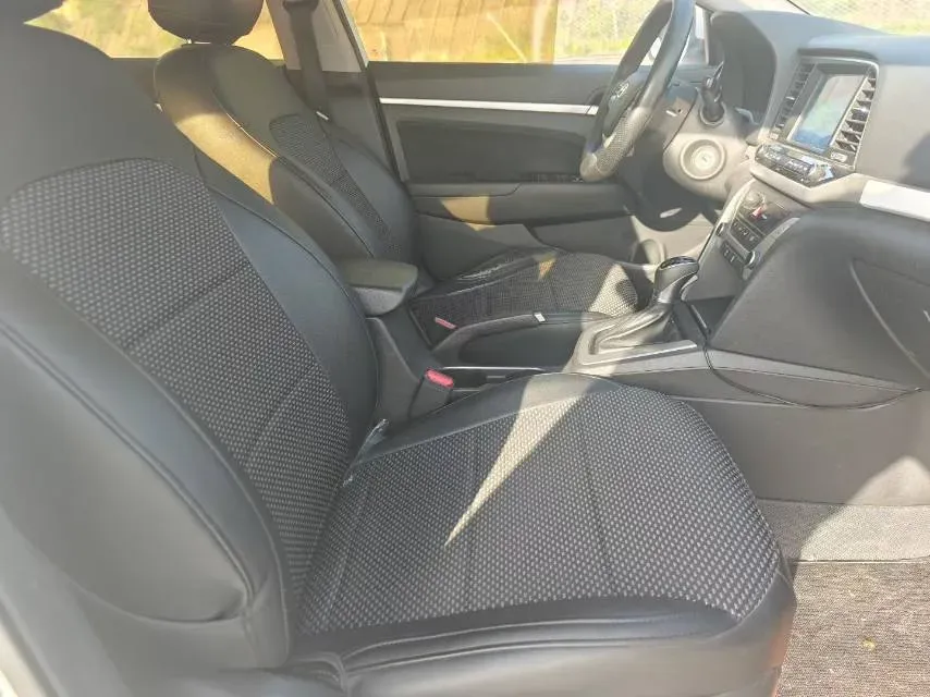 2016 Hyundai Elantra 1.6L 130HP L4 6AT,autocango,china used car exporter,china ev exporter,chinese used car exporter,chinese used ev exporter