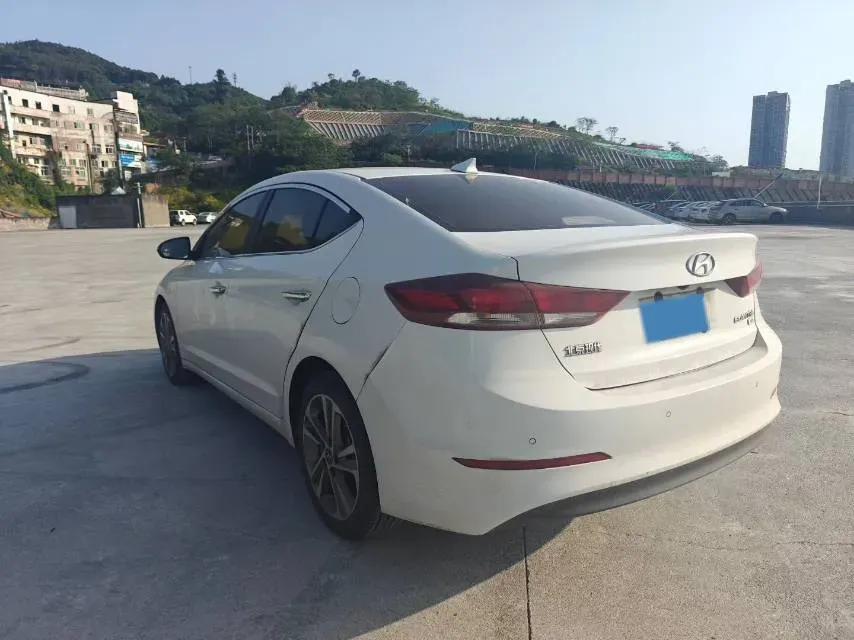 2016 Hyundai Elantra 1.6L 130HP L4 6AT,autocango,china used car exporter,china ev exporter,chinese used car exporter,chinese used ev exporter