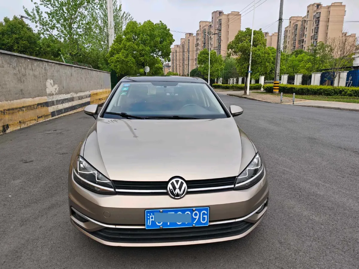 2018 Volkswagen Golf 1.6L 110HP L4 6AT,autocango,china used car exporter,china ev exporter,chinese used car exporter,chinese used ev exporter