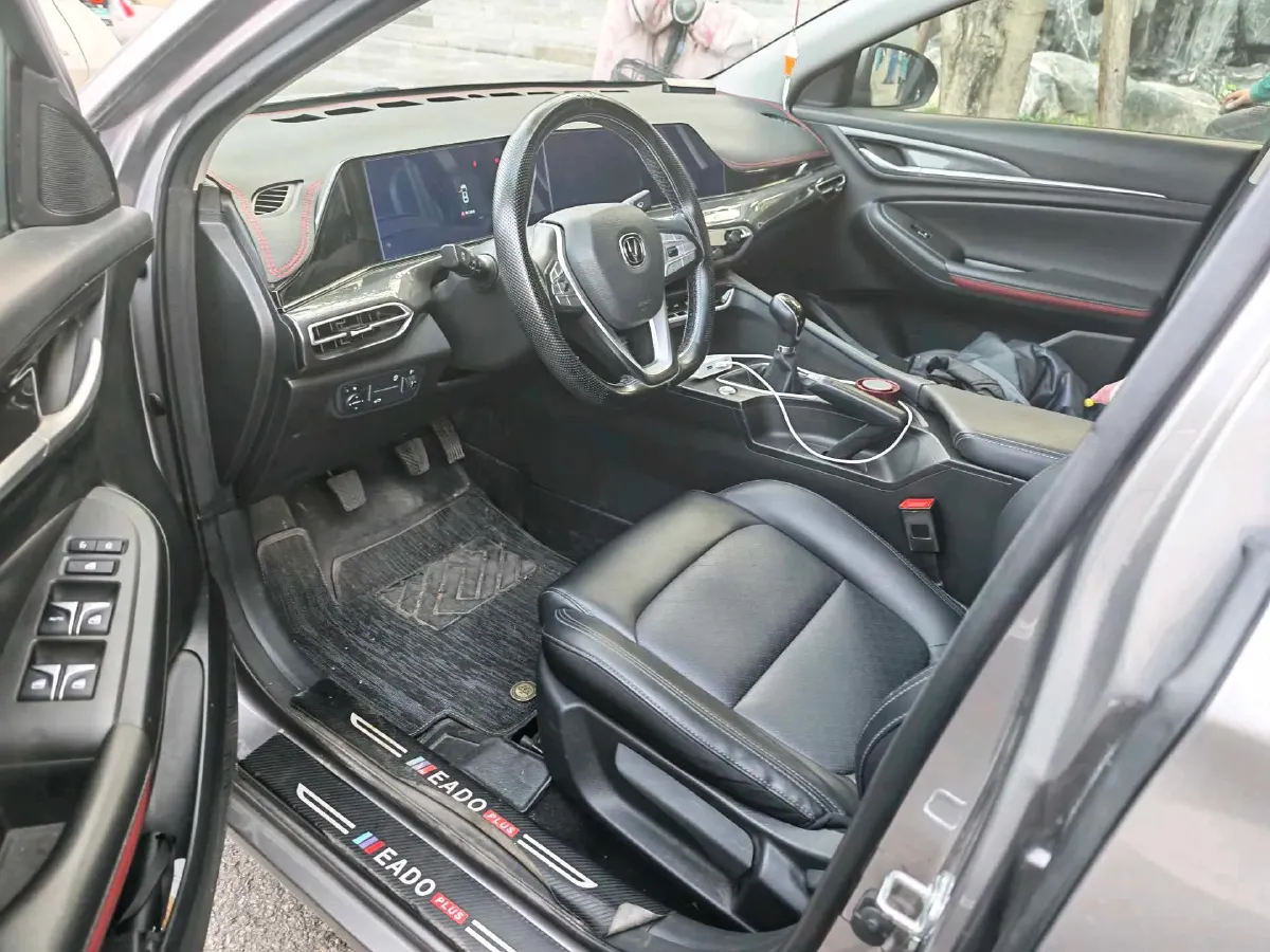 2020 ChangAn Eado 1.6L 128HP L4 5MT,autocango,china used car exporter,china ev exporter,chinese used car exporter,chinese used ev exporter