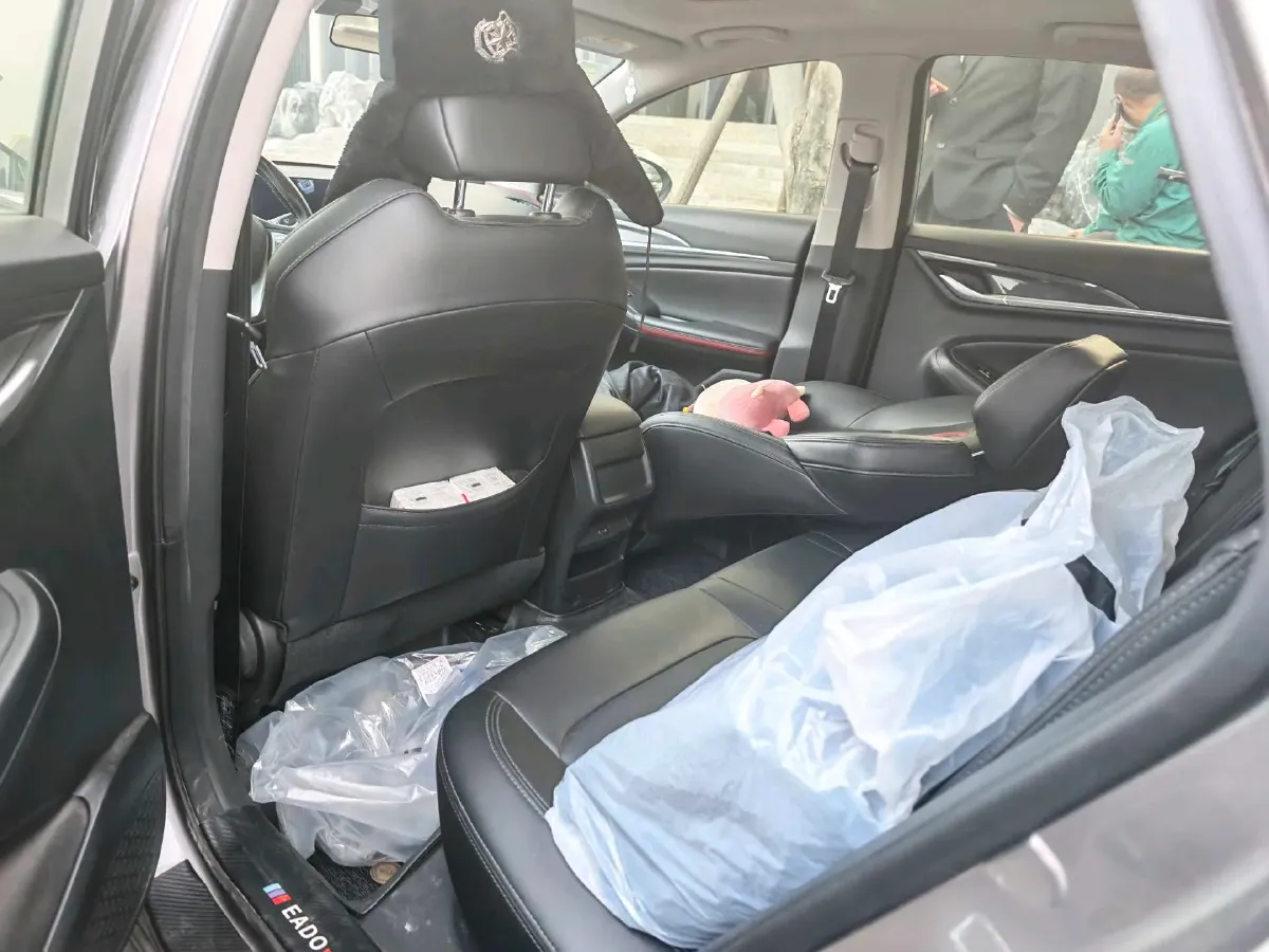 2020 ChangAn Eado 1.6L 128HP L4 5MT,autocango,china used car exporter,china ev exporter,chinese used car exporter,chinese used ev exporter