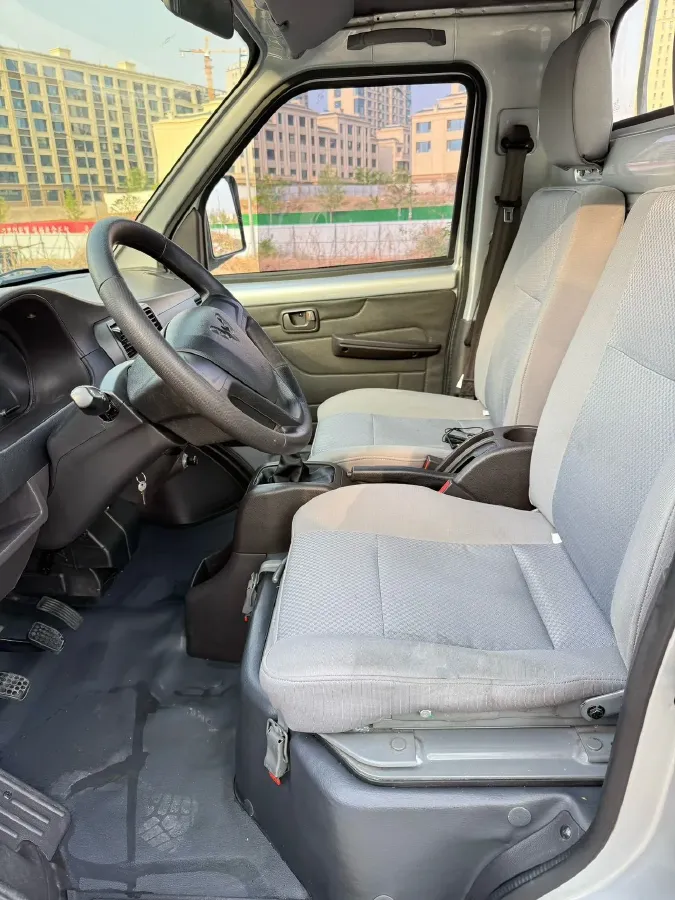 2020 WuLing RongGuang Mini Truck 1.5L 99HP L4 5MT,autocango,china used car exporter,china ev exporter,chinese used car exporter,chinese used ev exporter