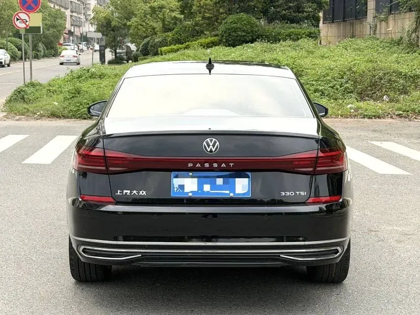 2024 Volkswagen Passat 2.0T 186HP L4 7DCT,autocango,china used car exporter,china ev exporter,chinese used car exporter,chinese used ev exporter