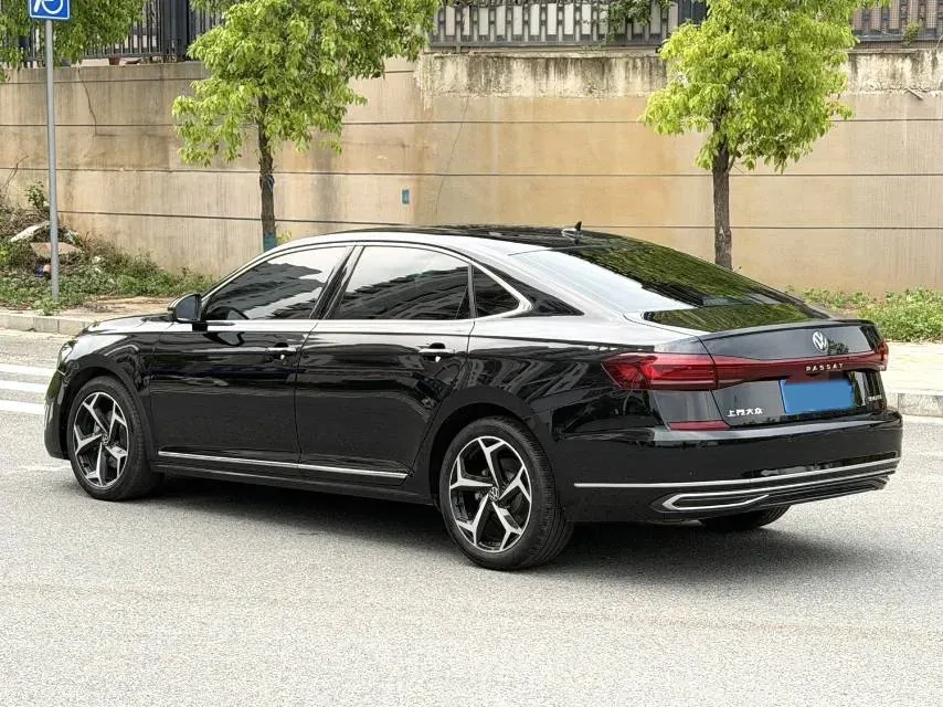 2024 Volkswagen Passat 2.0T 186HP L4 7DCT,autocango,china used car exporter,china ev exporter,chinese used car exporter,chinese used ev exporter