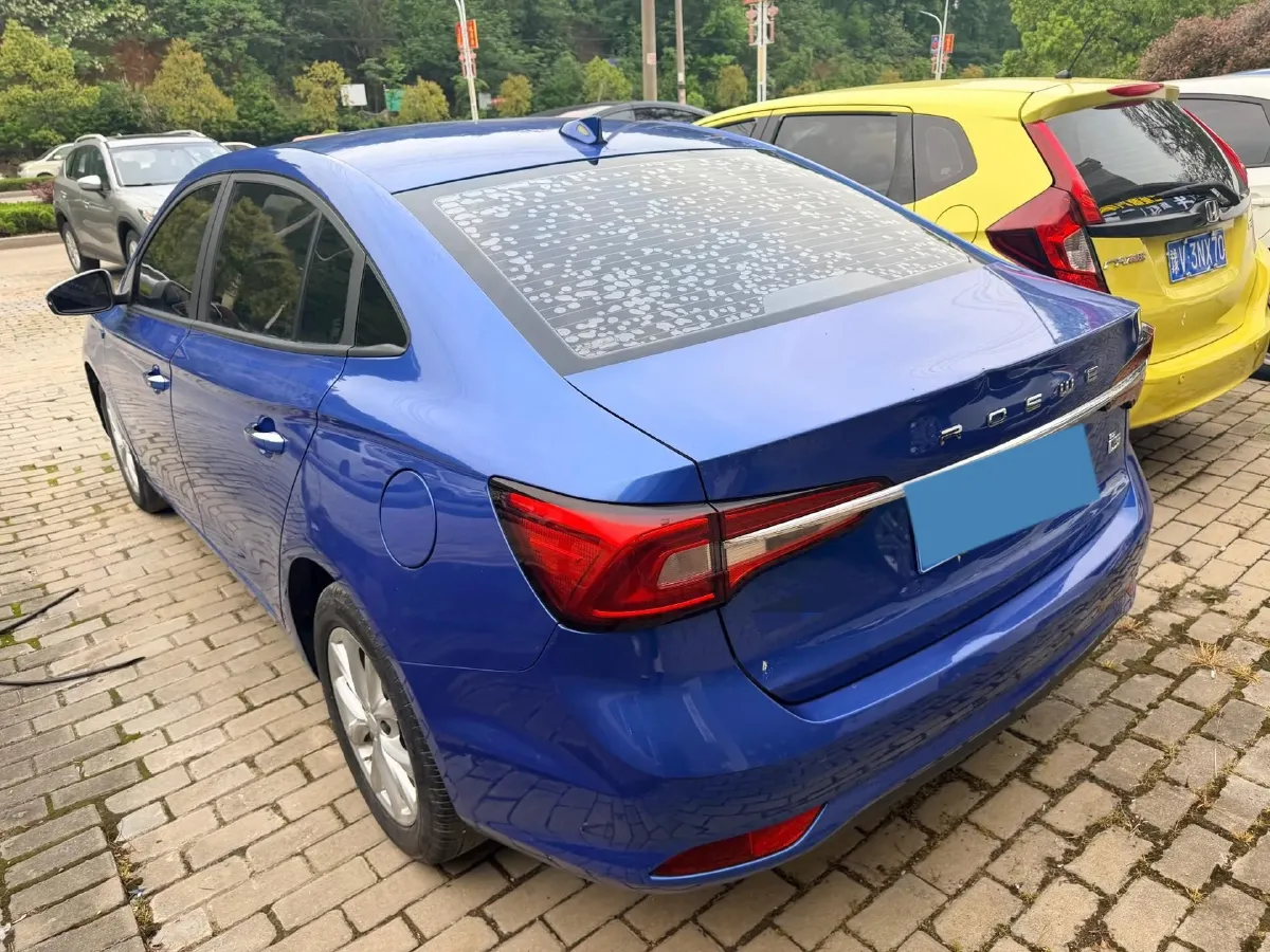 2019 Roewe i5 1.5L 120HP L4 CVT,autocango,china used car exporter,china ev exporter,chinese used car exporter,chinese used ev exporter
