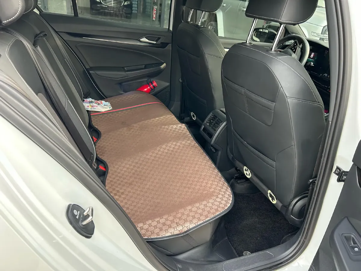 2023 Volkswagen Golf 1.4T 150HP L4 7DCT,autocango,china used car exporter,china ev exporter,chinese used car exporter,chinese used ev exporter