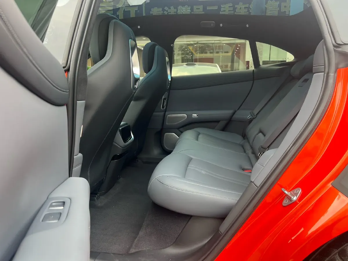 2025 MI YU7 BEV 101.7KWH,autocango,china used car exporter,china ev exporter,chinese used car exporter,chinese used ev exporter