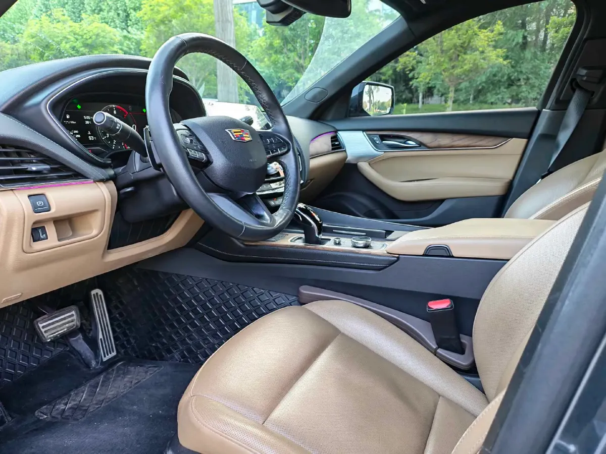 2021 Cadillac CT5 2.0T 237HP L4 10AT,autocango,china used car exporter,china ev exporter,chinese used car exporter,chinese used ev exporter