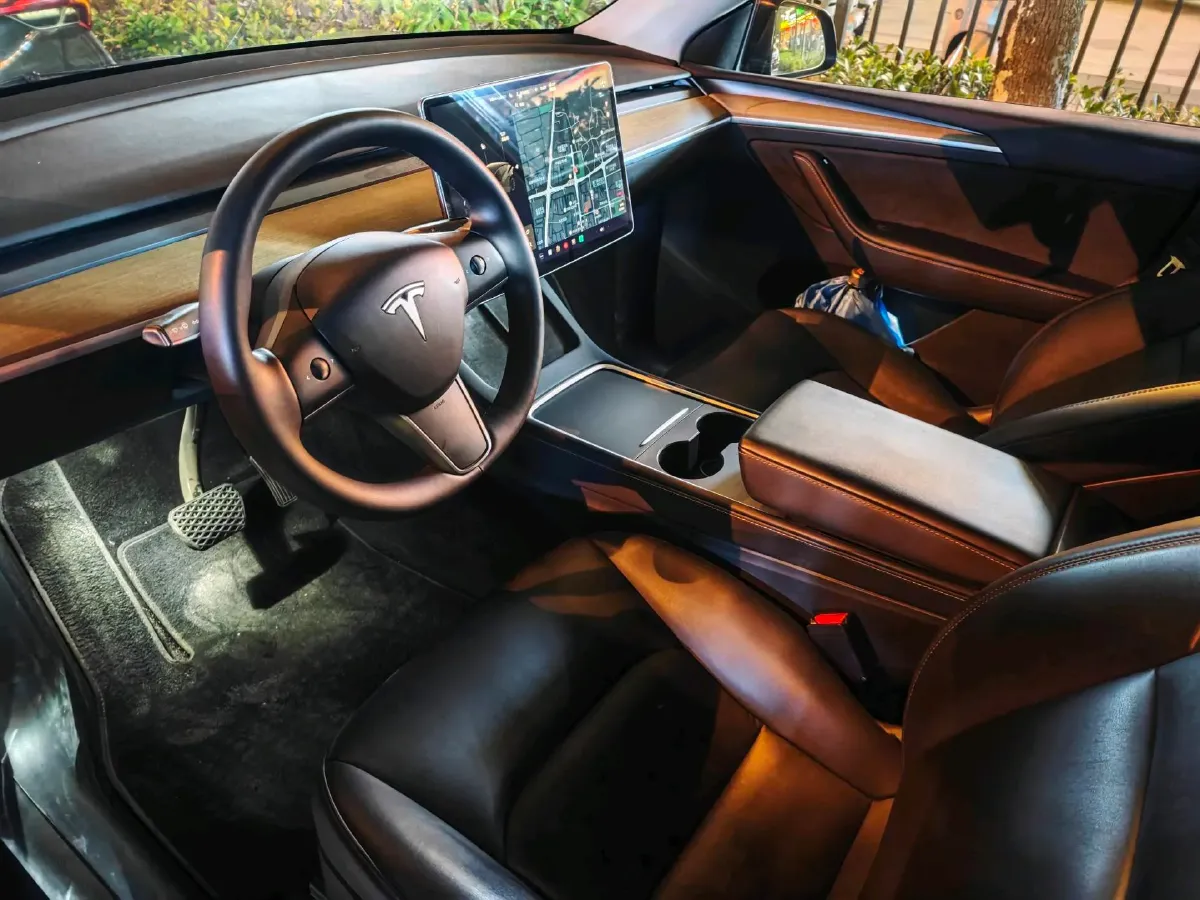 2021 Tesla Model Y BEV 60KWH,autocango,china used car exporter,china ev exporter,chinese used car exporter,chinese used ev exporter