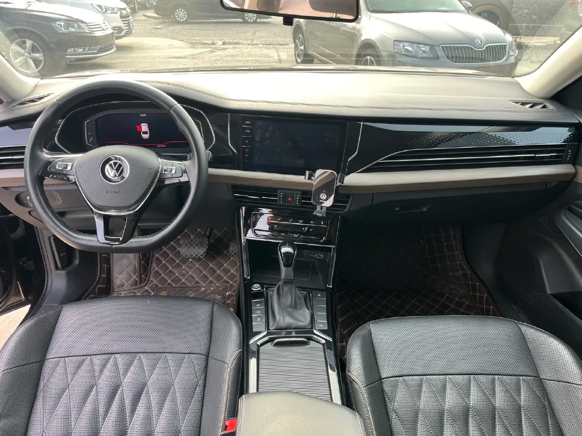 2021 Volkswagen Passat 2.0T 186HP L4 7DCT,autocango,china used car exporter,china ev exporter,chinese used car exporter,chinese used ev exporter