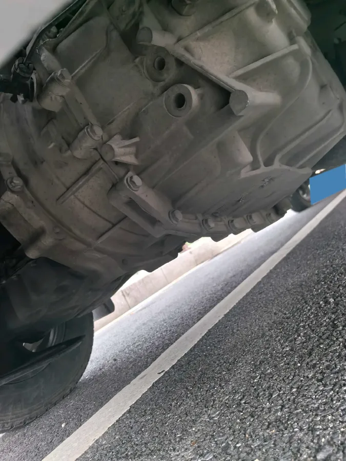 2019 MAXUS XinTu V80 2.0T 139HP L4 6MT,autocango,china used car exporter,china ev exporter,chinese used car exporter,chinese used ev exporter