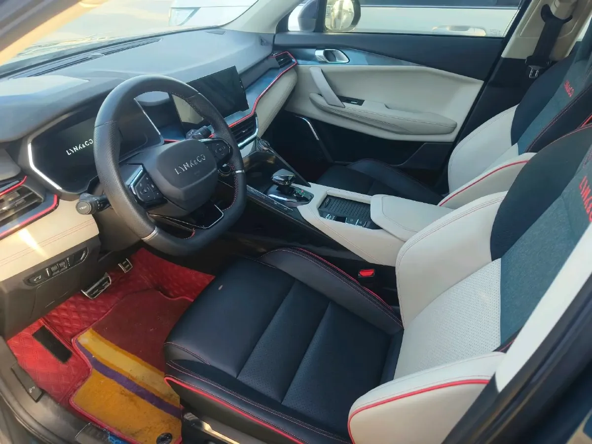 2020 LYNK&CO 06 1.5T 177HP L3 7DCT,autocango,china used car exporter,china ev exporter,chinese used car exporter,chinese used ev exporter