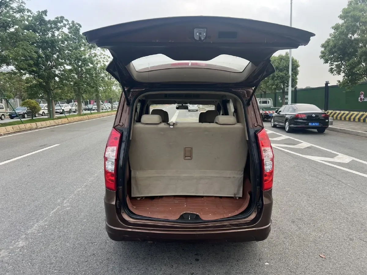 2016 WuLing HongGuang 1.5L 112HP L4 5MT,autocango,china used car exporter,china ev exporter,chinese used car exporter,chinese used ev exporter