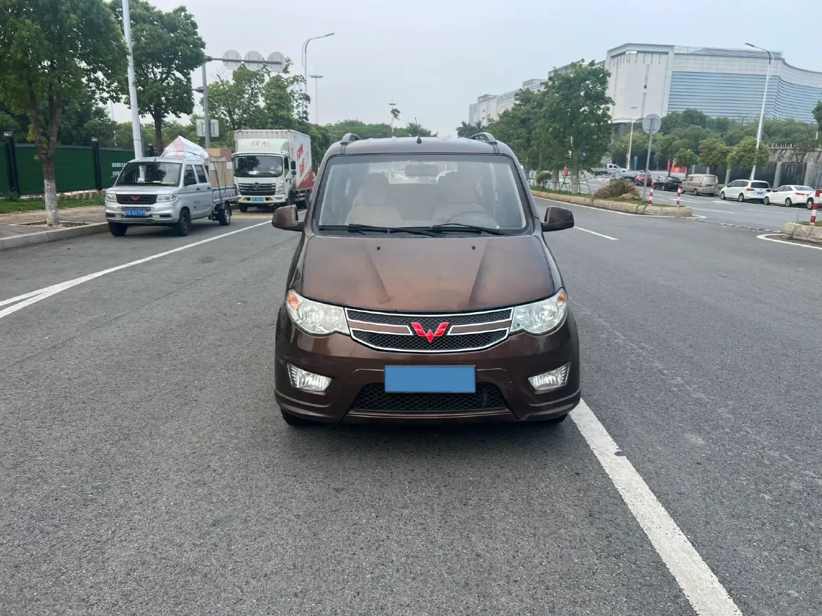 2016 WuLing HongGuang 1.5L 112HP L4 5MT,autocango,china used car exporter,china ev exporter,chinese used car exporter,chinese used ev exporter
