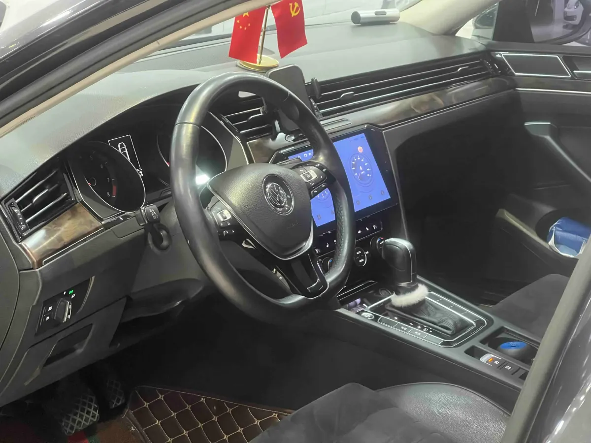 2018 Volkswagen Magotan 1.8T 180HP L4 7DCT,autocango,china used car exporter,china ev exporter,chinese used car exporter,chinese used ev exporter