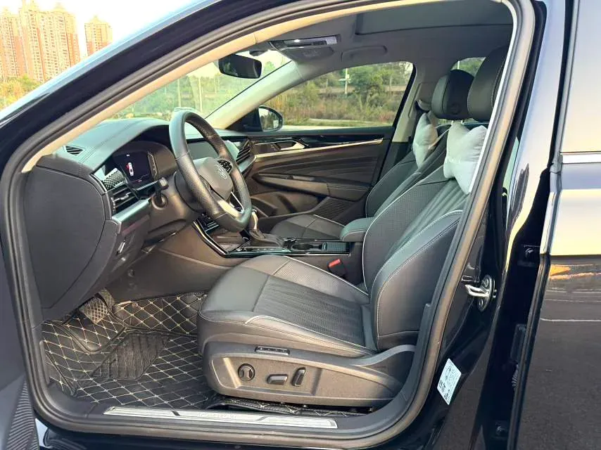 2023 Volkswagen Passat 2.0T 186HP L4 7DCT,autocango,china used car exporter,china ev exporter,chinese used car exporter,chinese used ev exporter