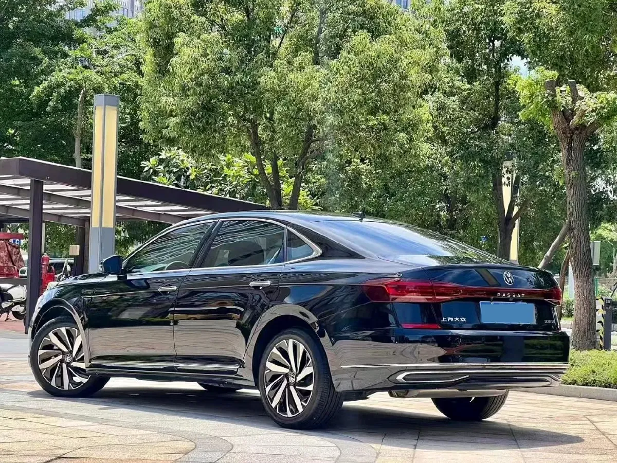 2023 Volkswagen Passat 2.0T 186HP L4 7DCT,autocango,china used car exporter,china ev exporter,chinese used car exporter,chinese used ev exporter