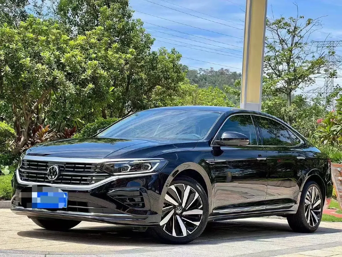 2023 Volkswagen Passat 2.0T 186HP L4 7DCT,autocango,china used car exporter,china ev exporter,chinese used car exporter,chinese used ev exporter