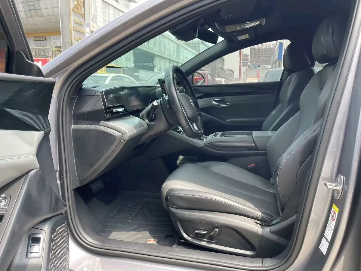 2025 BYD QinL BEV,autocango,china used car exporter,china ev exporter,chinese used car exporter,chinese used ev exporter