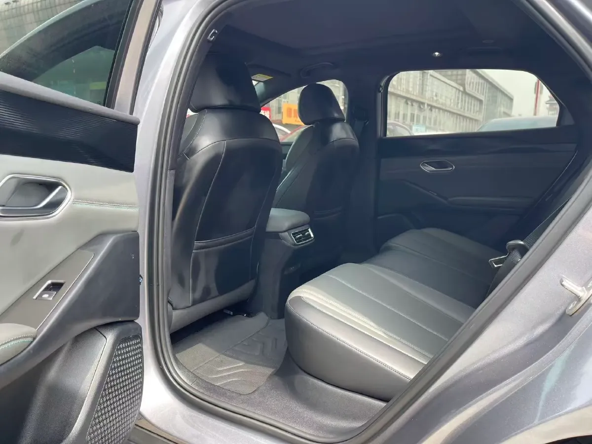 2025 BYD QinL BEV,autocango,china used car exporter,china ev exporter,chinese used car exporter,chinese used ev exporter