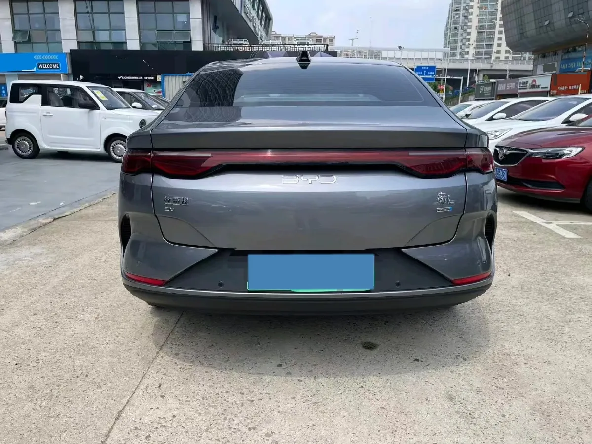 2025 BYD QinL BEV,autocango,china used car exporter,china ev exporter,chinese used car exporter,chinese used ev exporter