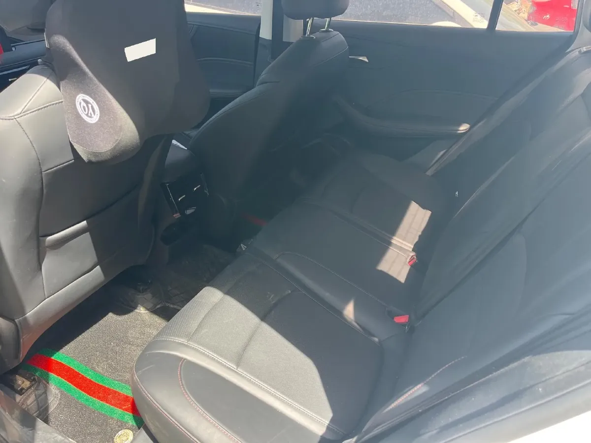 2026 Roewe i5 1.5L 129HP L4 CVT,autocango,china used car exporter,china ev exporter,chinese used car exporter,chinese used ev exporter