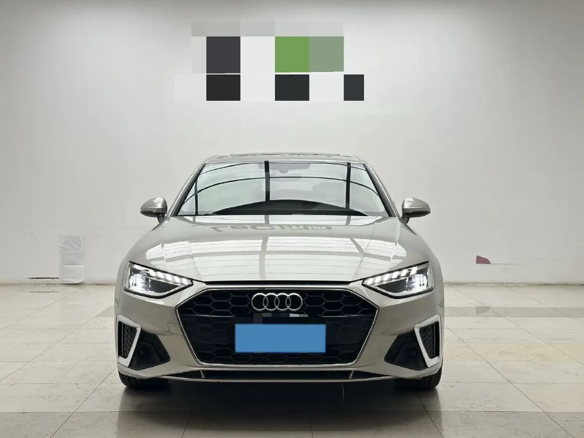 2021 Audi A4L 2.0T 190HP L4 7DCT,autocango,china used car exporter,china ev exporter,chinese used car exporter,chinese used ev exporter