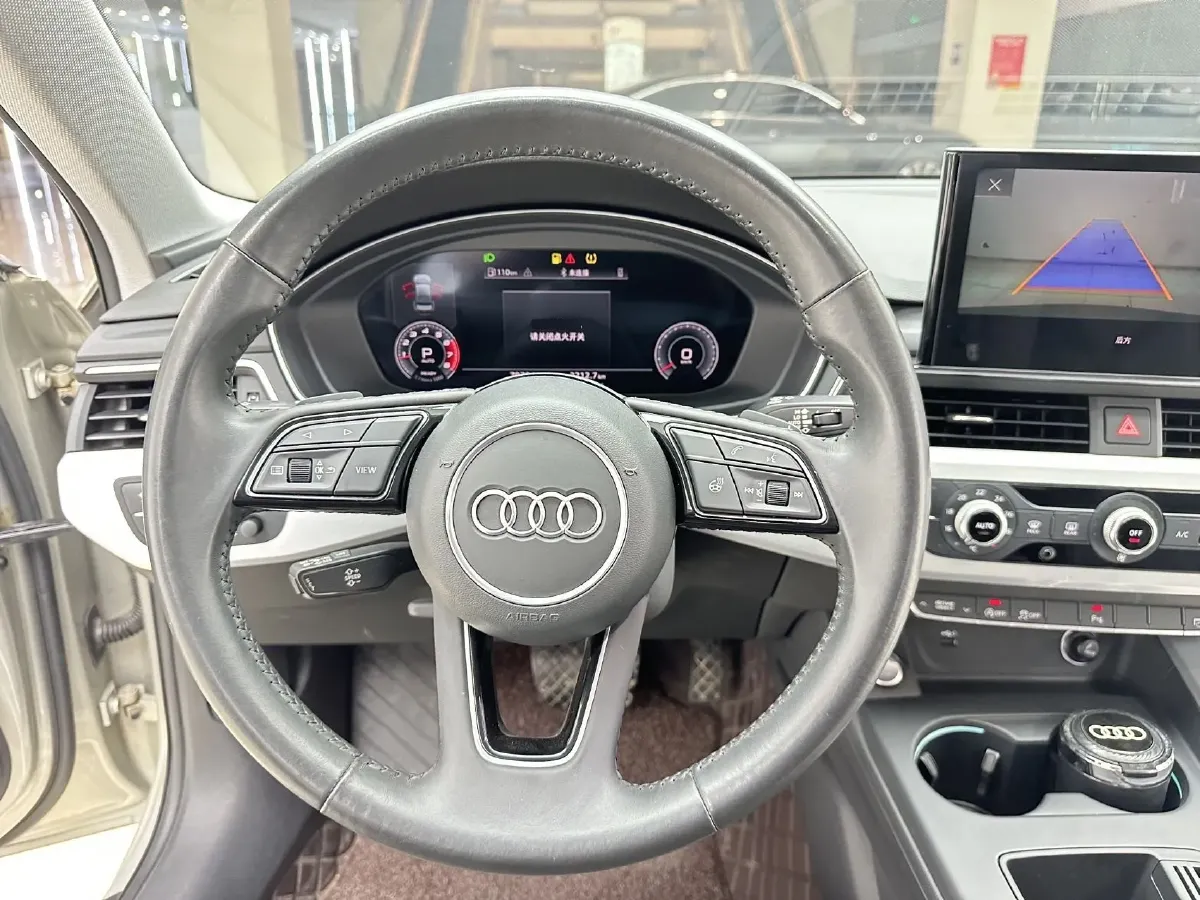 2021 Audi A4L 2.0T 190HP L4 7DCT,autocango,china used car exporter,china ev exporter,chinese used car exporter,chinese used ev exporter