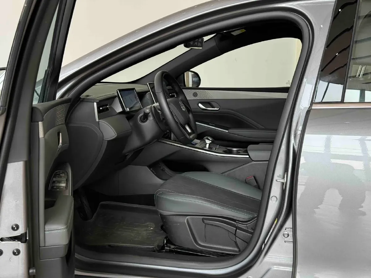 2025 BYD Qin Plus BEV 57.6KWH,autocango,china used car exporter,china ev exporter,chinese used car exporter,chinese used ev exporter