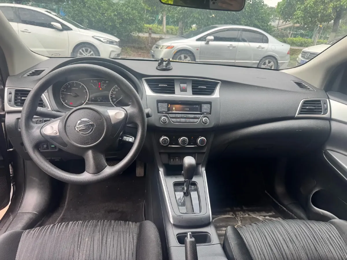 2022 Nissan Sylphy 1.6L 122HP L4 CVT,autocango,china used car exporter,china ev exporter,chinese used car exporter,chinese used ev exporter