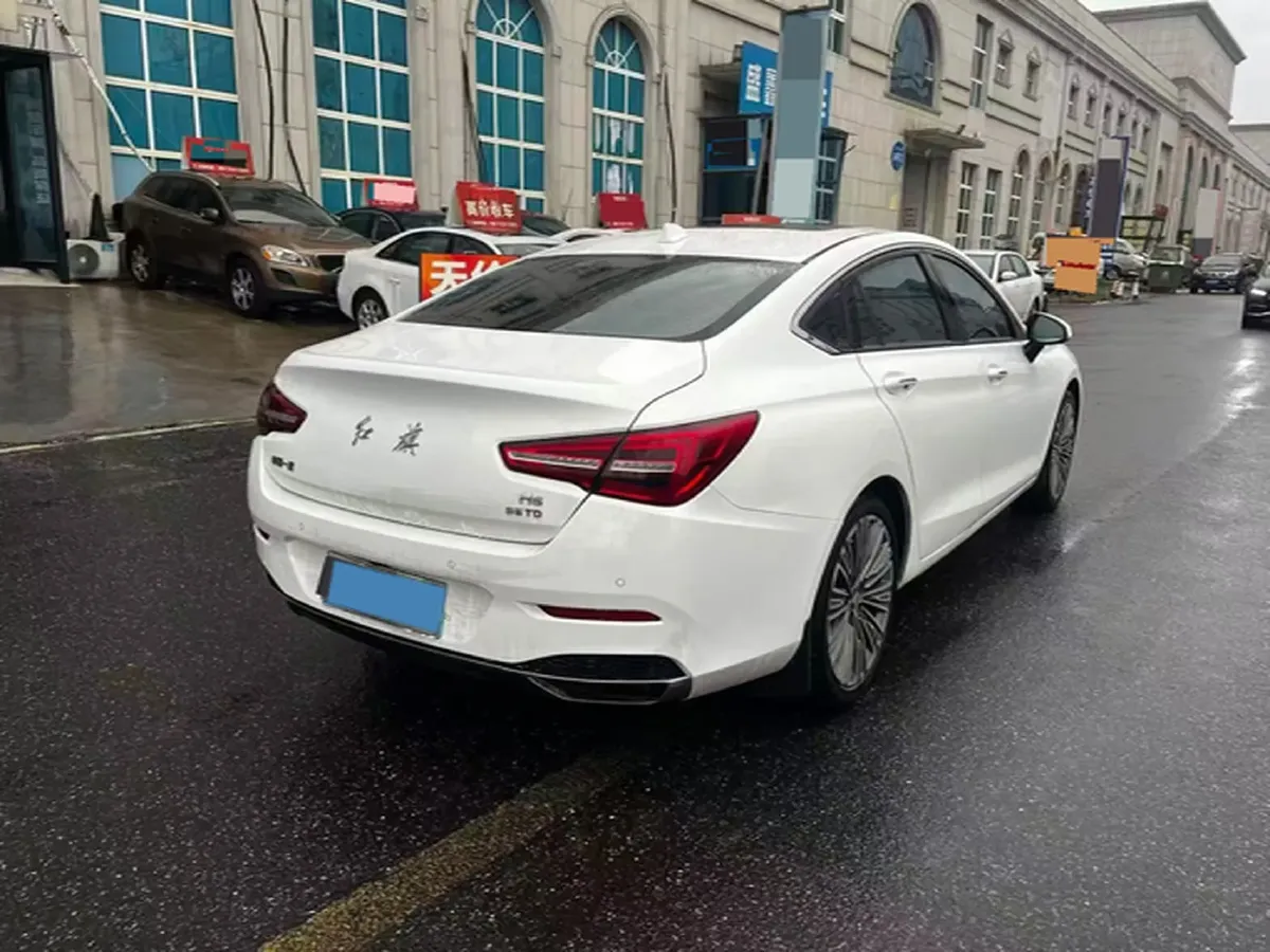 2022 HongQi H5 1.8T 197HP L4 6AT,autocango,china used car exporter,china ev exporter,chinese used car exporter,chinese used ev exporter