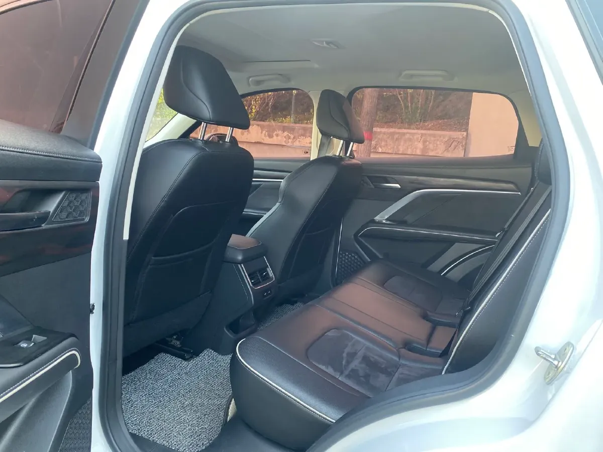 2021 Haval H6 1.5T 150HP L4 7DCT,autocango,china used car exporter,china ev exporter,chinese used car exporter,chinese used ev exporter