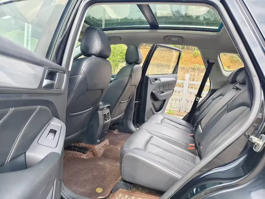 2018 Roewe RX5 1.5T 169HP L4 7DCT,autocango,china used car exporter,china ev exporter,chinese used car exporter,chinese used ev exporter