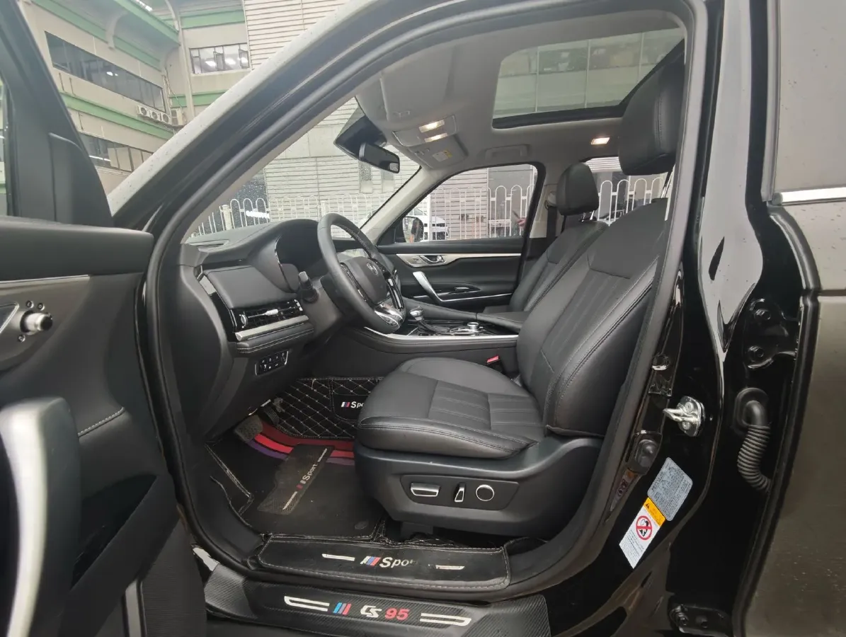 2021 ChangAn CS95 2.0T 233HP L4 6AT,autocango,china used car exporter,china ev exporter,chinese used car exporter,chinese used ev exporter